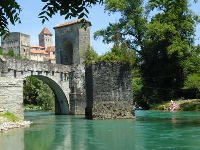 Sauveterre de Bearn Pyrenees Atlantiques