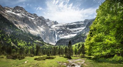 cirque_gavarnie__p._meyer-hotel-hebergement.jpg
