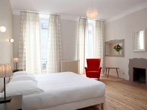 hotel pau centre le roncevaux 1 1